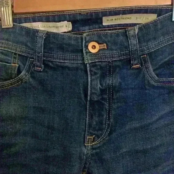 Pilcro and the Letterpress Distressed Slim Boyfriend Jeans, Womens Size 25 - Picture 3 of 9